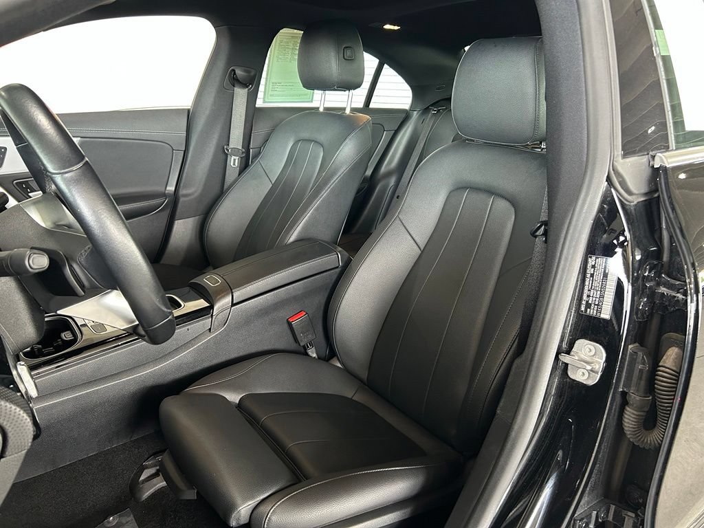 Used 2025 Mercedes-Benz CLA 250 image 8