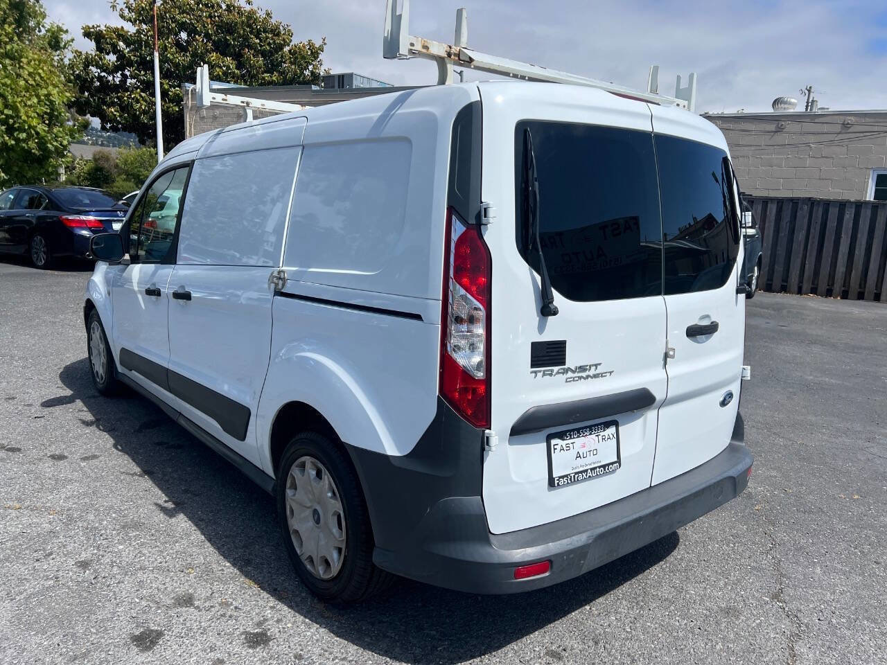 Used 2018 Ford Transit Connect XL FWD image 3