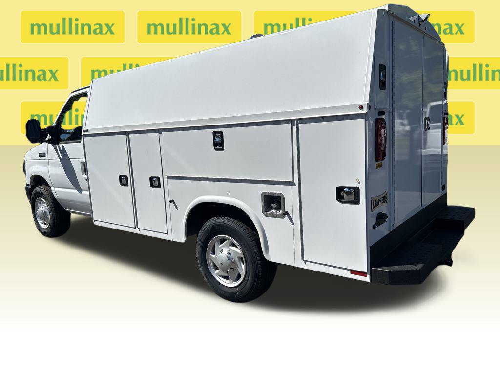 New 2025 Ford E-350 and Econoline 350 Super Duty w/ Power Equipment Group RWD image 6