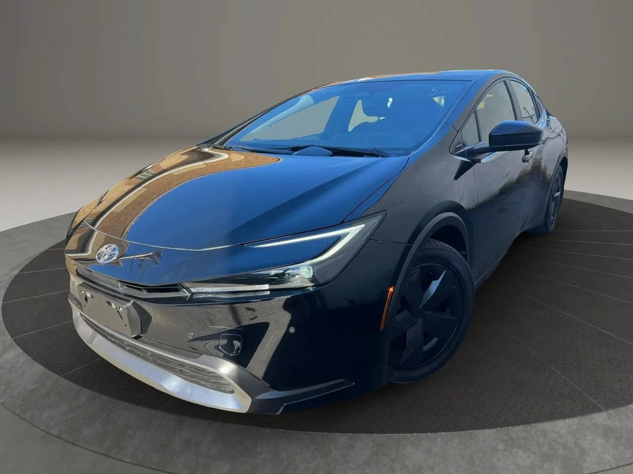 Used 2023 Toyota Prius Prime FWD image 1