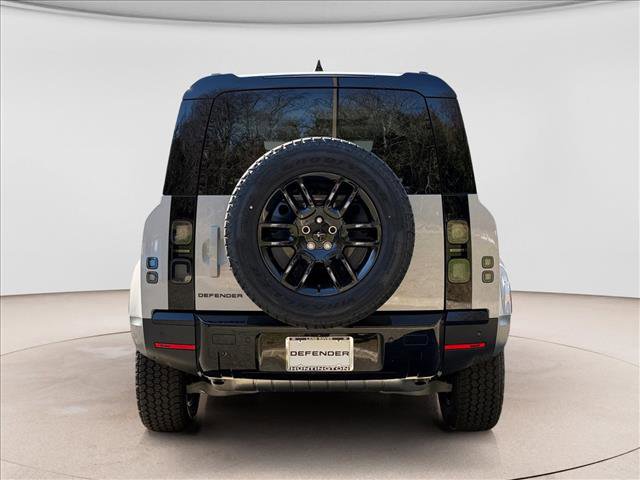 New 2026 Land Rover Defender 110 S AWD/4WD image 4