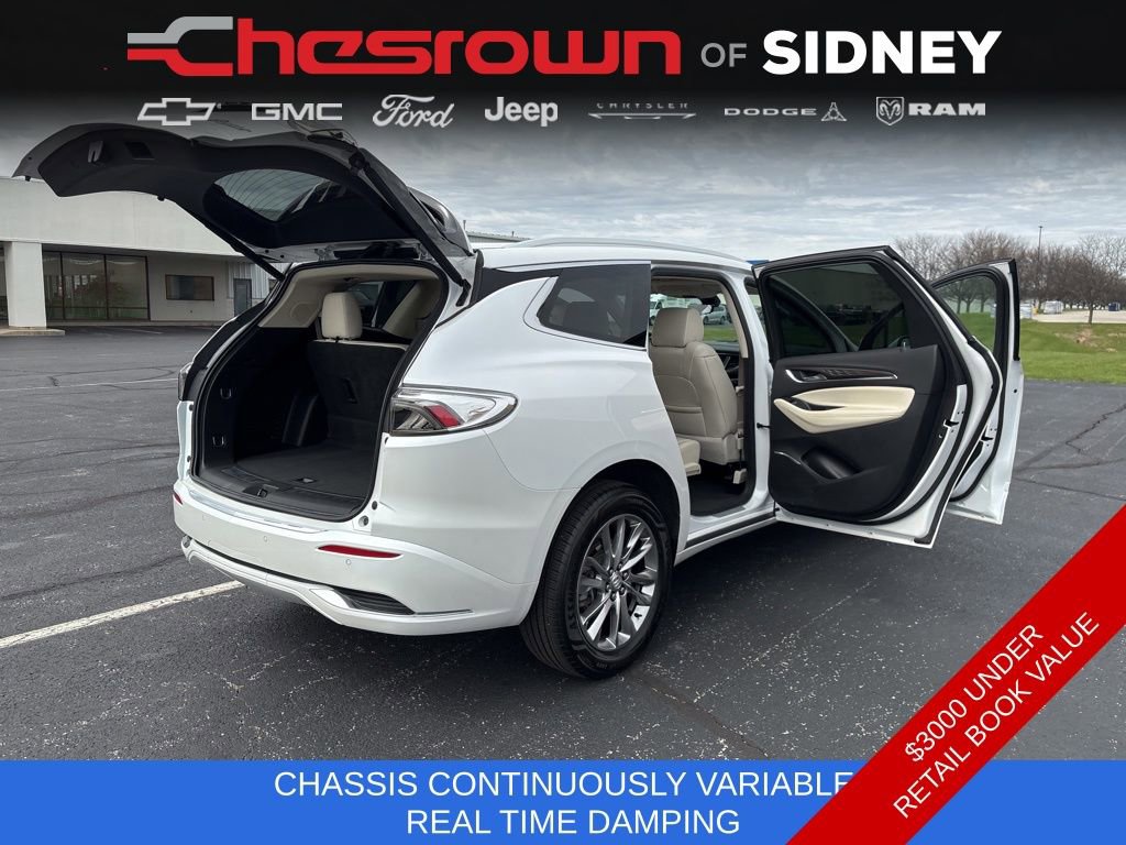 Used 2023 Buick Enclave Avenir w/ Avenir Technology Package AWD/4WD image 17