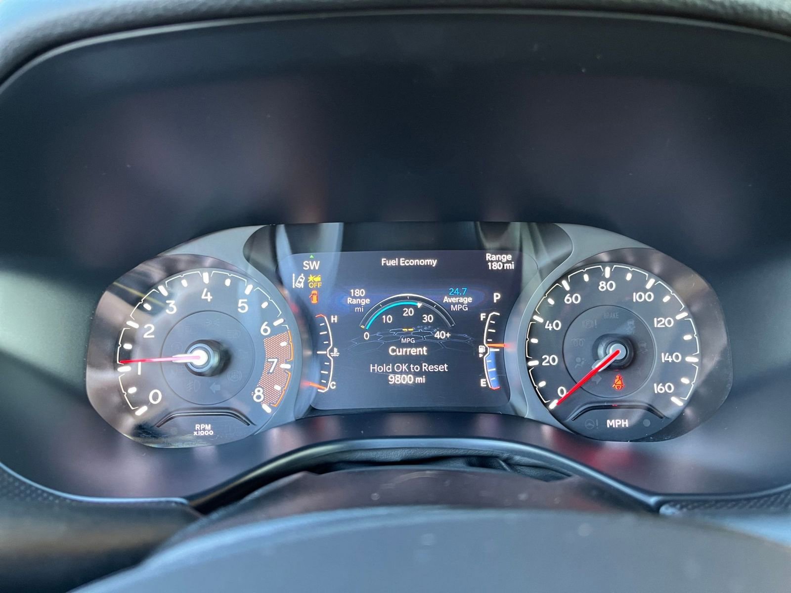 Used 2025 Jeep Compass Trailhawk AWD/4WD image 40