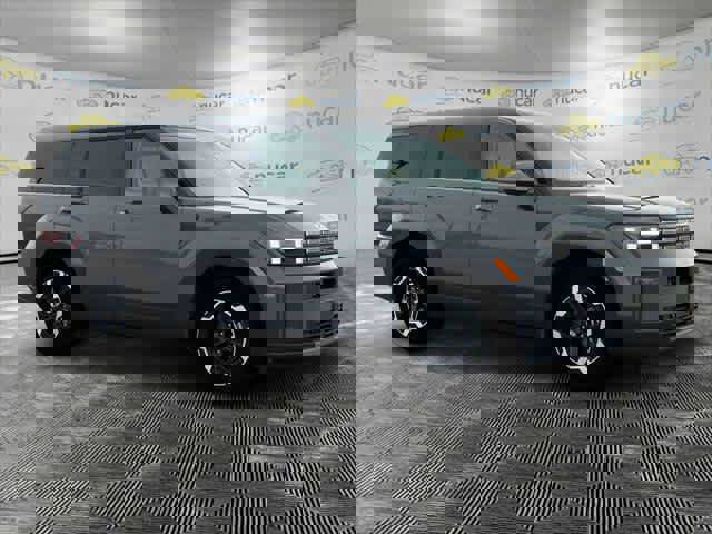 Used 2024 Hyundai Santa Fe SE