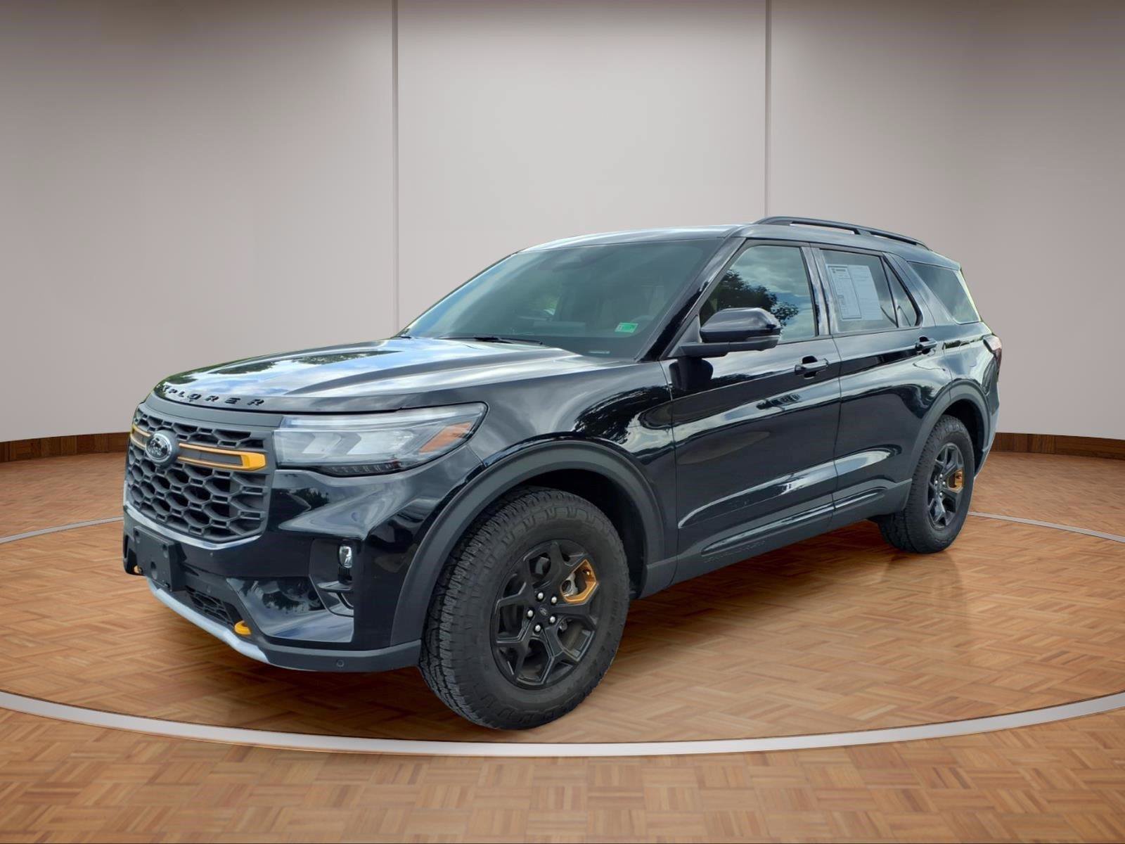 Used 2026 Ford Explorer Tremor w/ Tremor Ultimate Package AWD/4WD image 3