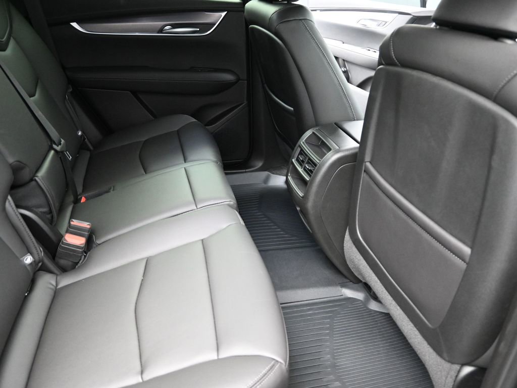 New 2026 Cadillac XT5 Luxury w/ LPO, Floor Liner Package AWD/4WD image 16