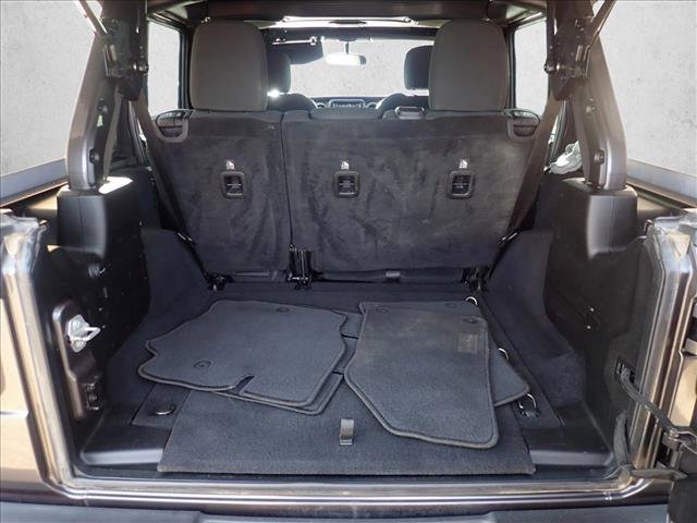 Used 2018 Jeep Wrangler Unlimited Sport S image 8