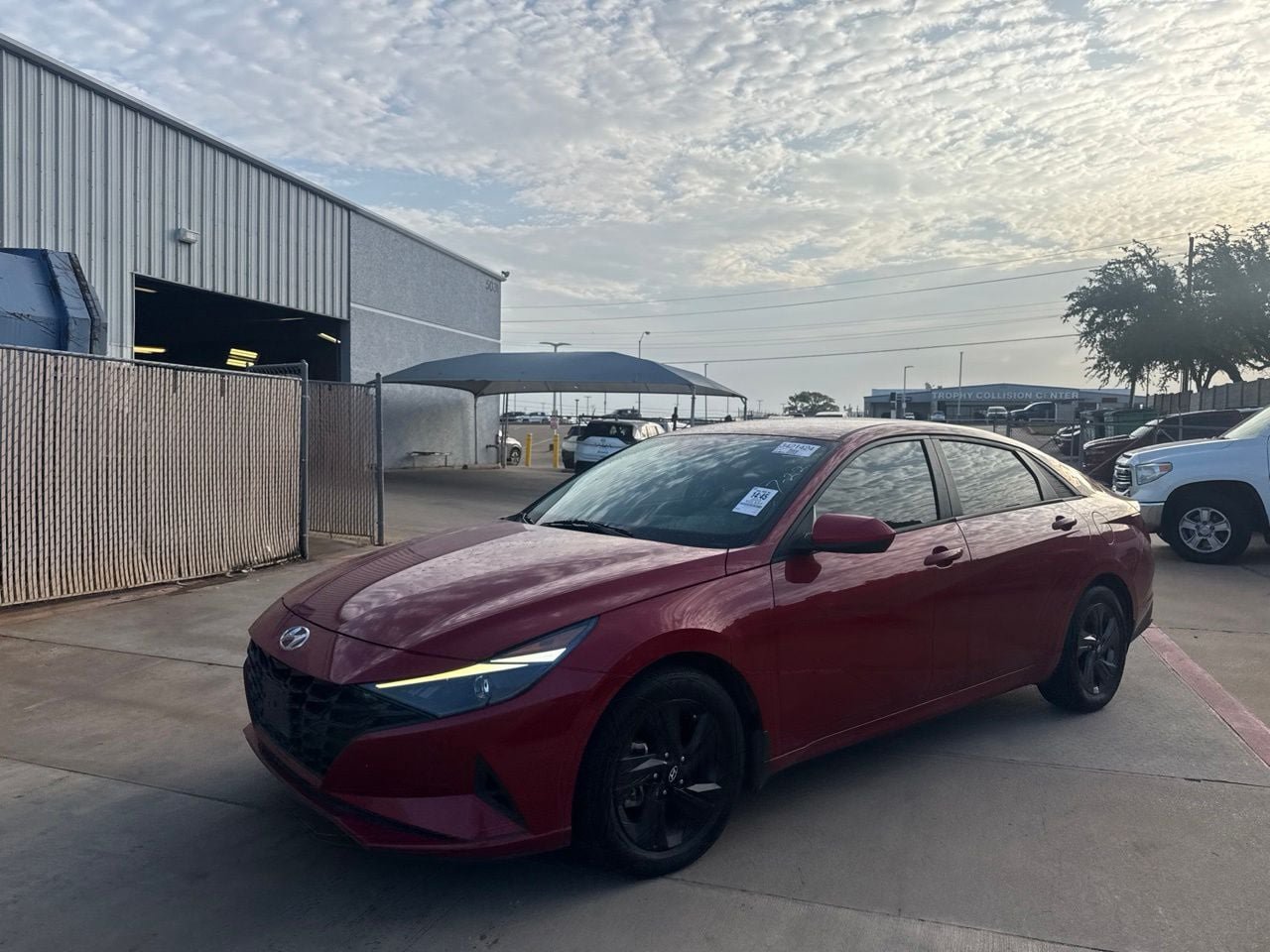 Used 2023 Hyundai Elantra SEL FWD image 8