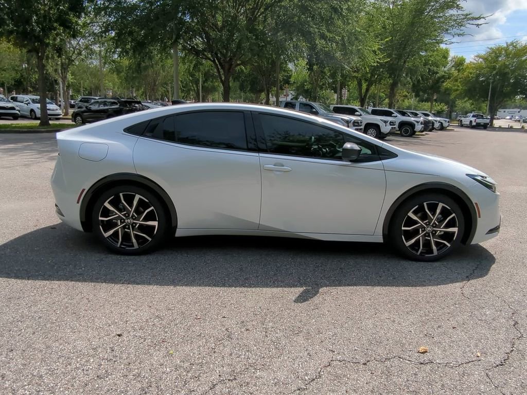 New 2025 Toyota Prius XSE image 4