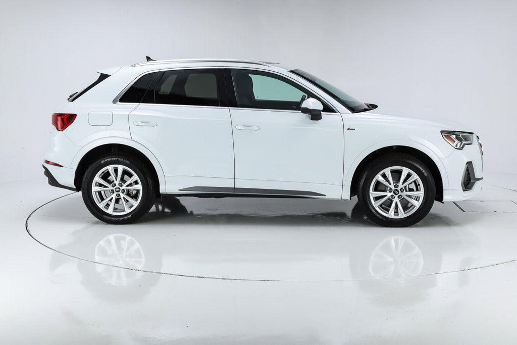 Used 2025 Audi Q3 2.0T Premium Plus w/ Premium Plus Package AWD/4WD image 14