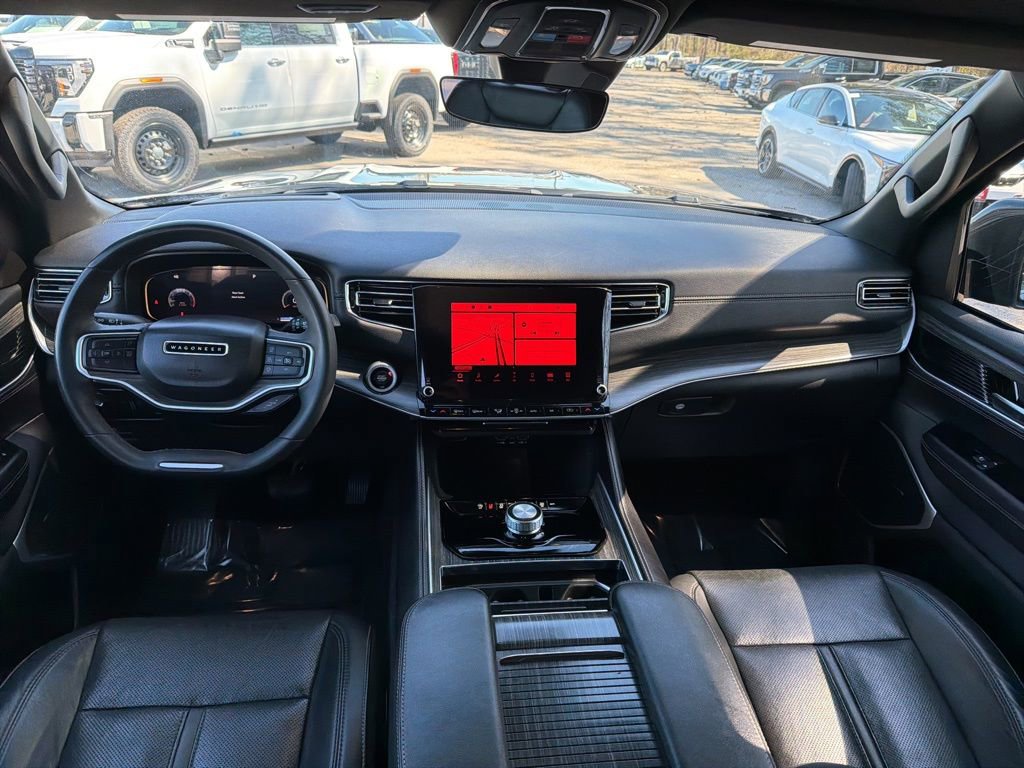 Used 2023 Jeep Wagoneer Series III w/ Preferred Equipment Group image 21