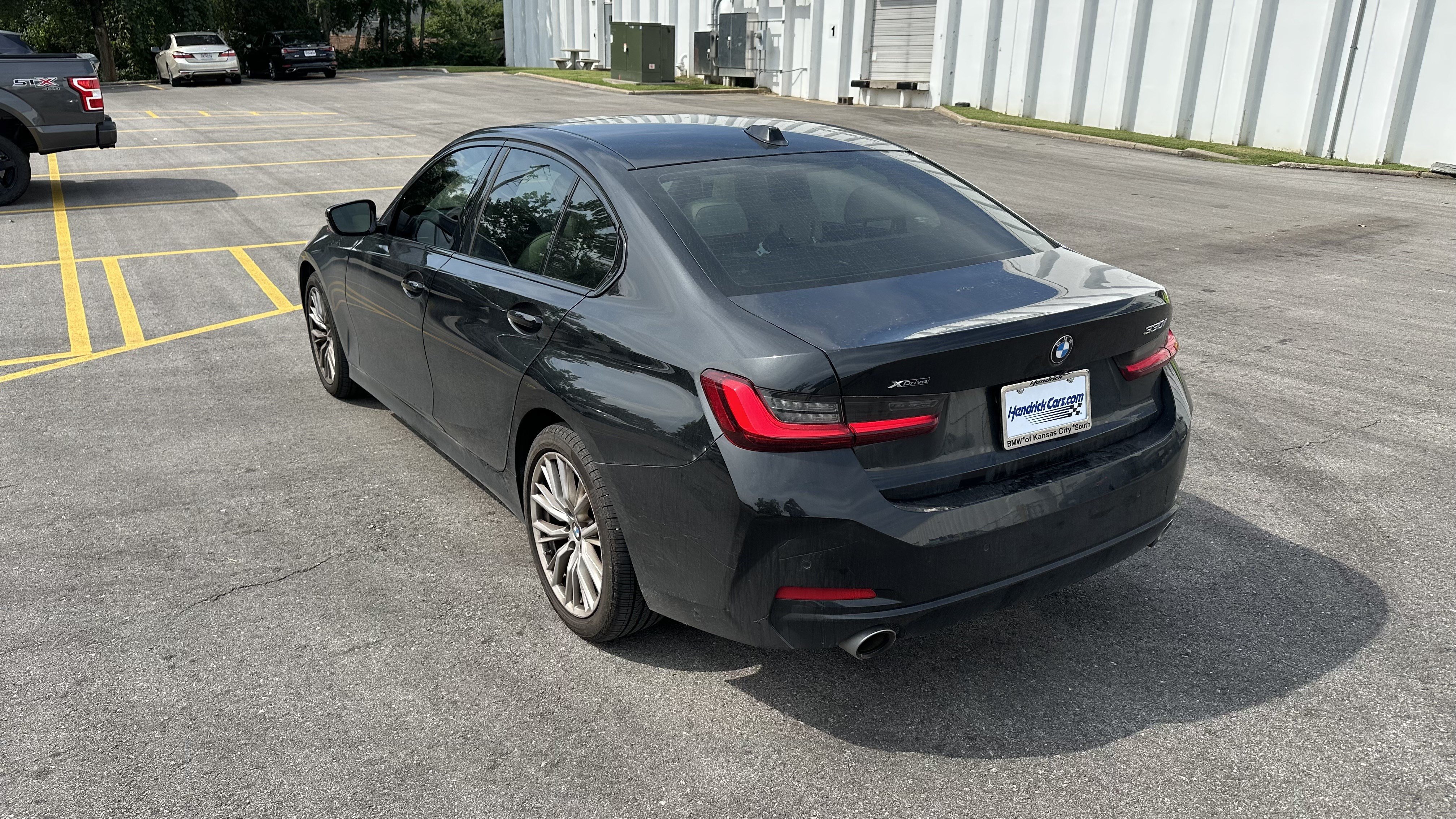Certified 2023 BMW 330i xDrive Sedan w/ Premium Package AWD/4WD image 8