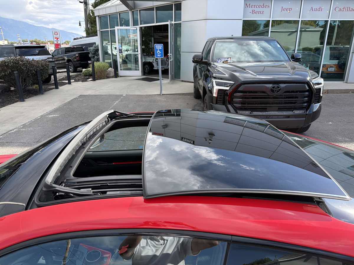 Used 2024 Porsche 911 Carrera T image 10