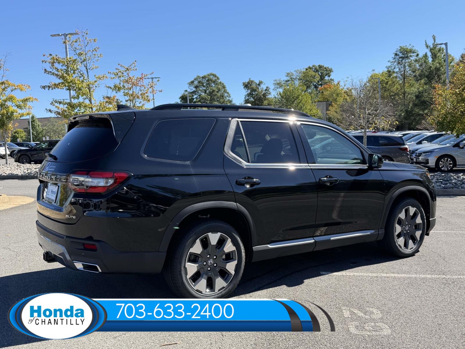 New 2026 Honda Pilot Elite image 2