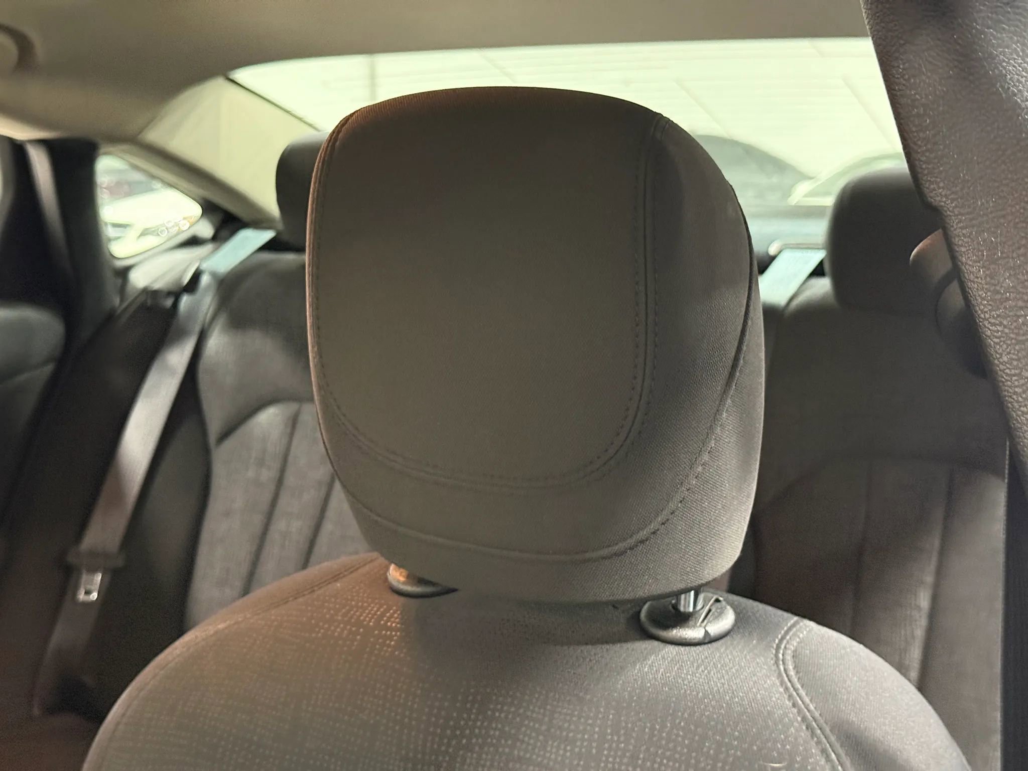 Used 2017 Chrysler 200 LX FWD image 17