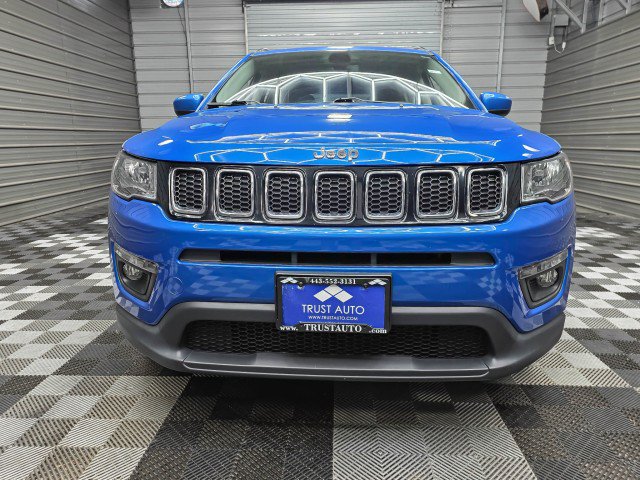 Used 2019 Jeep Compass Latitude w/ Popular Equipment Group AWD/4WD image 3