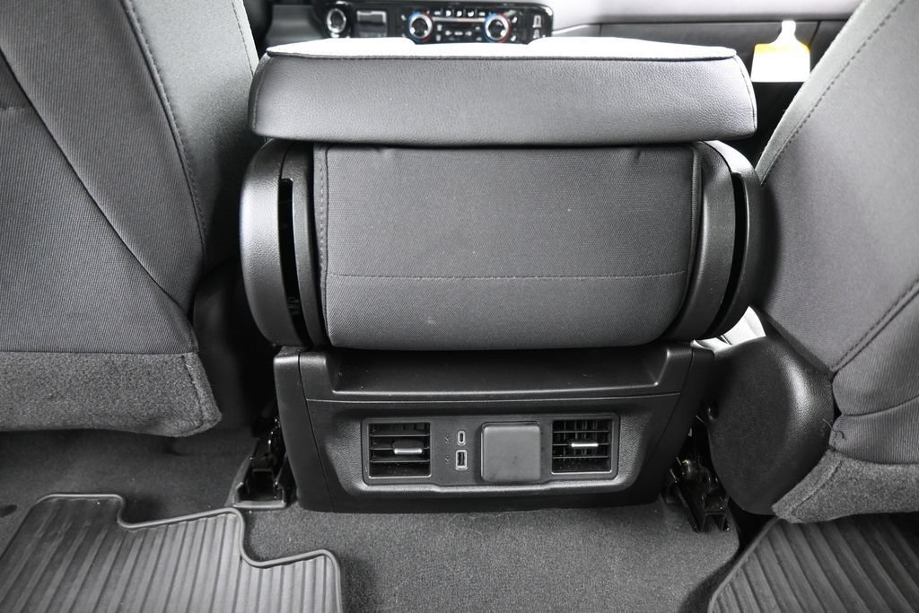 Used 2025 Chevrolet Silverado 2500 LT w/ Convenience Package AWD/4WD image 39