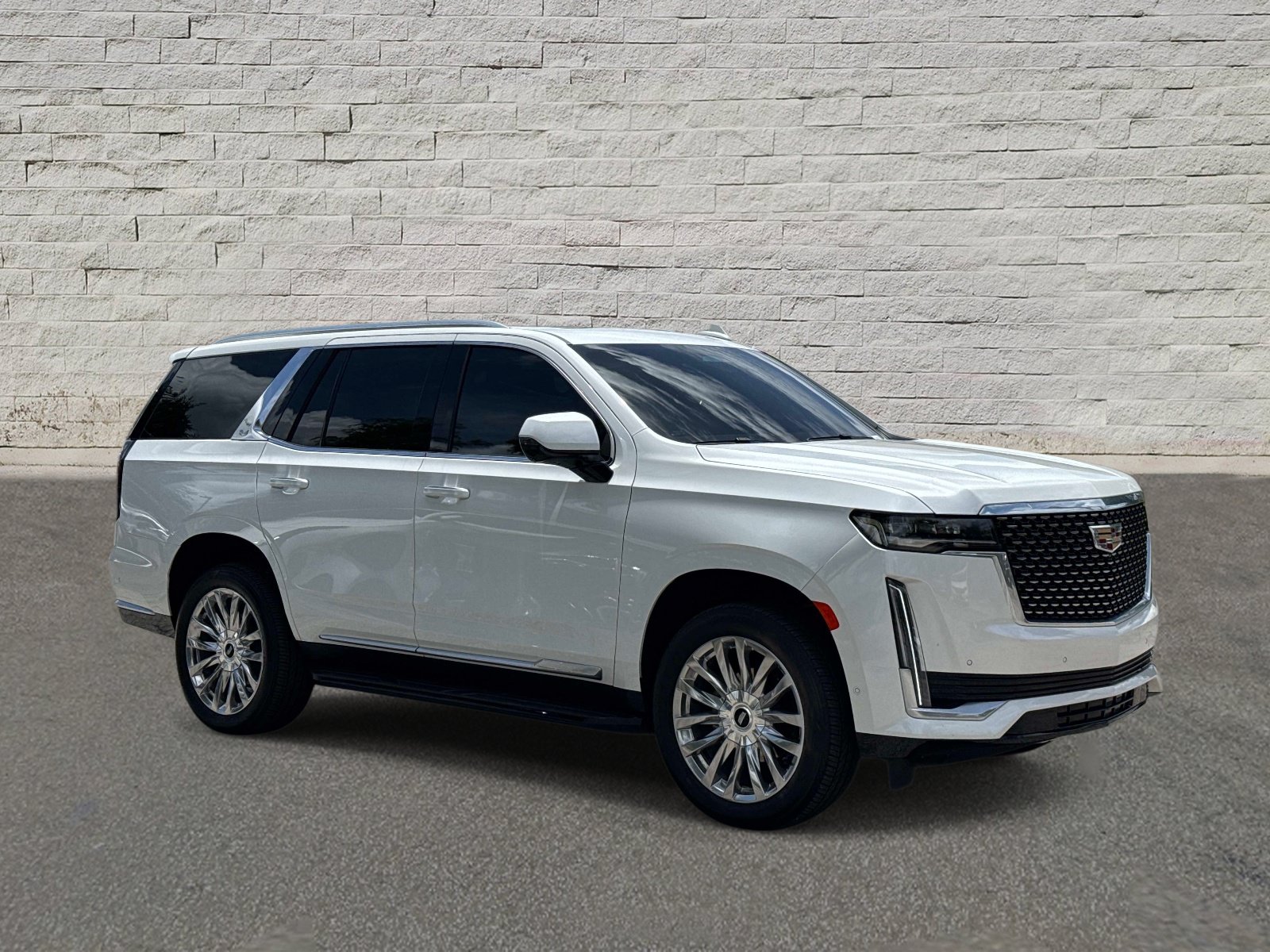 Certified 2024 Cadillac Escalade Premium Luxury w/ LPO, Floor Liner Package AWD/4WD image 6