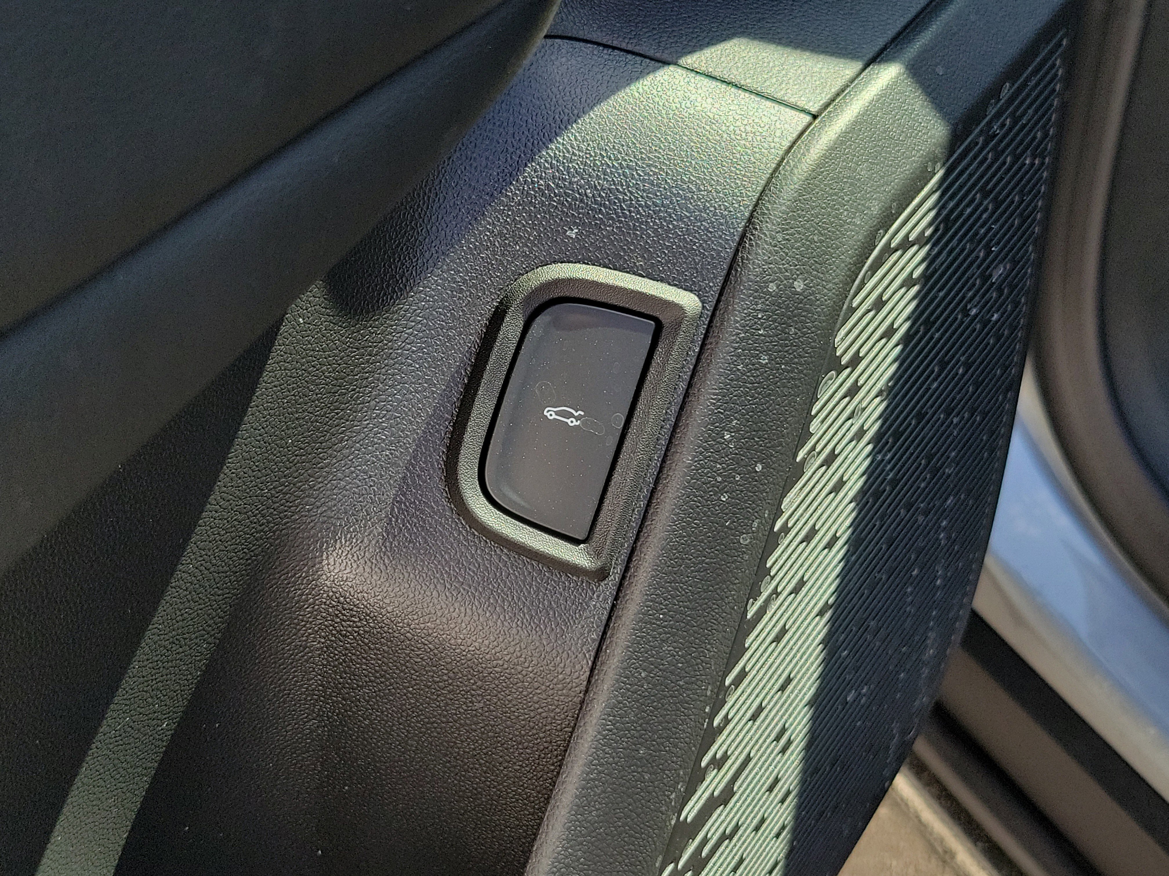 New 2026 GMC Terrain Elevation w/ Elevation Premium Package FWD image 19