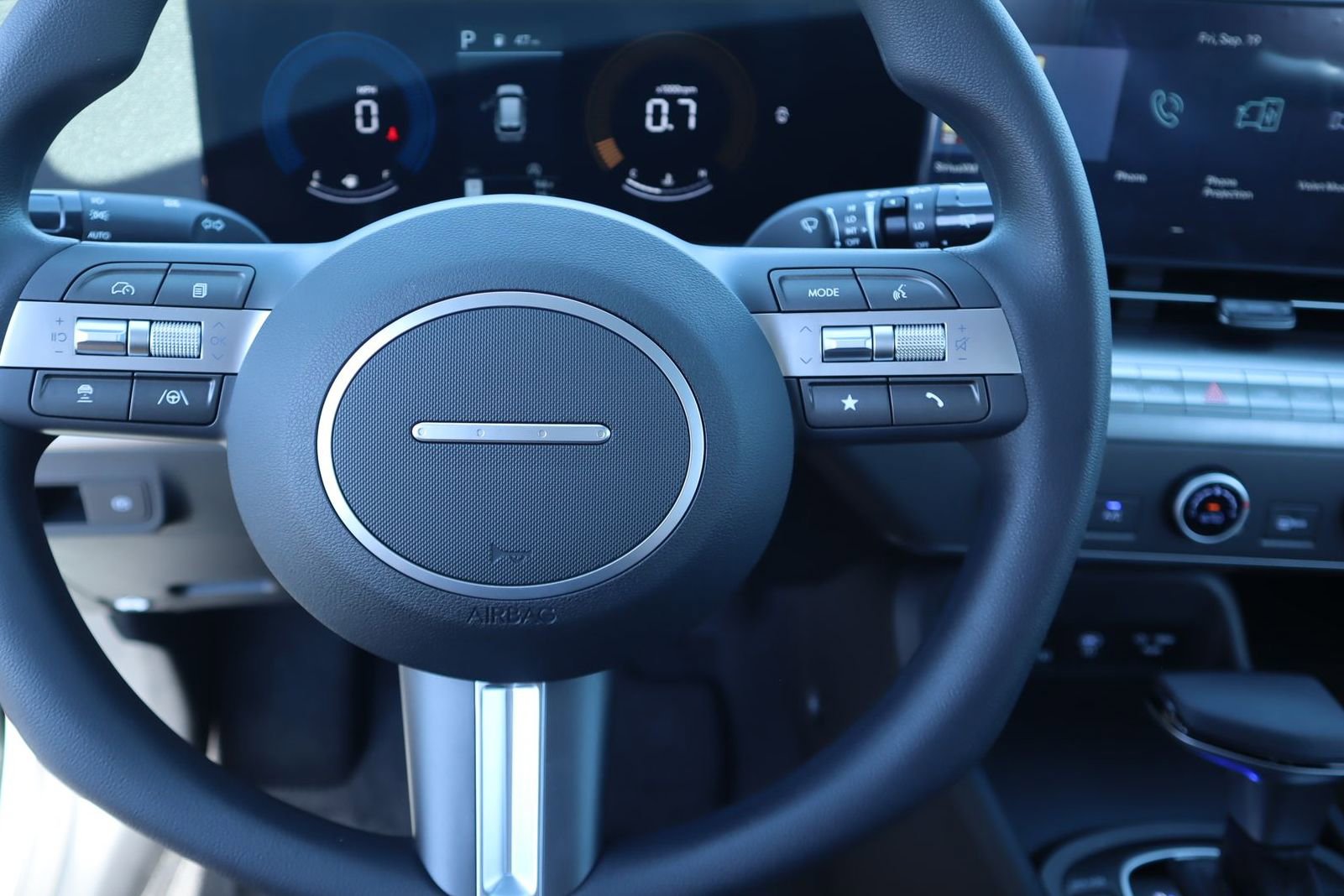 New 2026 Hyundai Kona SE image 11