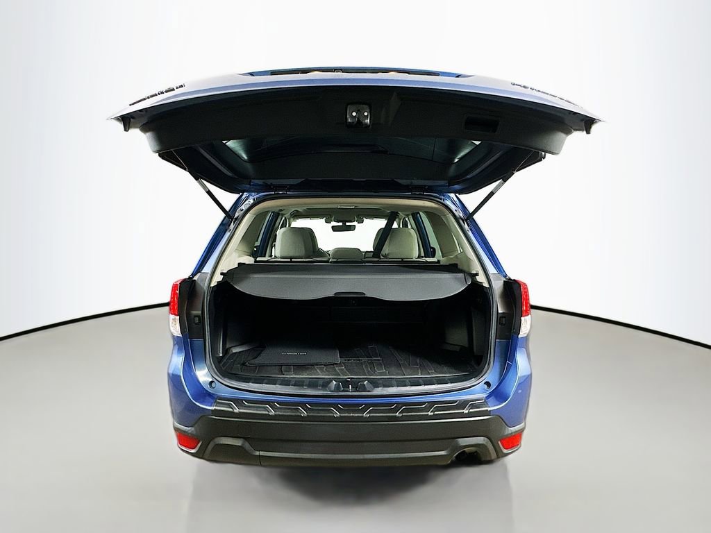 Used 2019 Subaru Forester Premium image 32
