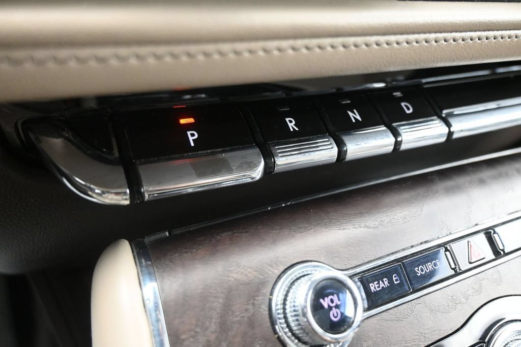 Used 2021 Lincoln Aviator Reserve w/ Equipment Group 201A AWD/4WD image 22