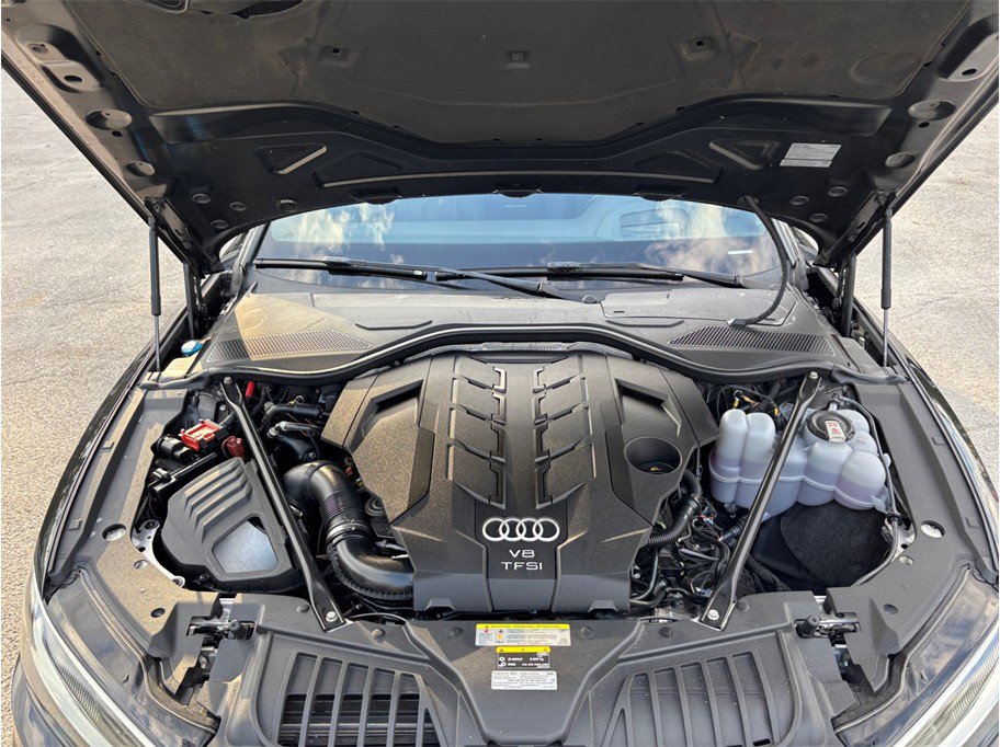 Used 2020 Audi A8 L 4.0T w/ Executive Package image 57