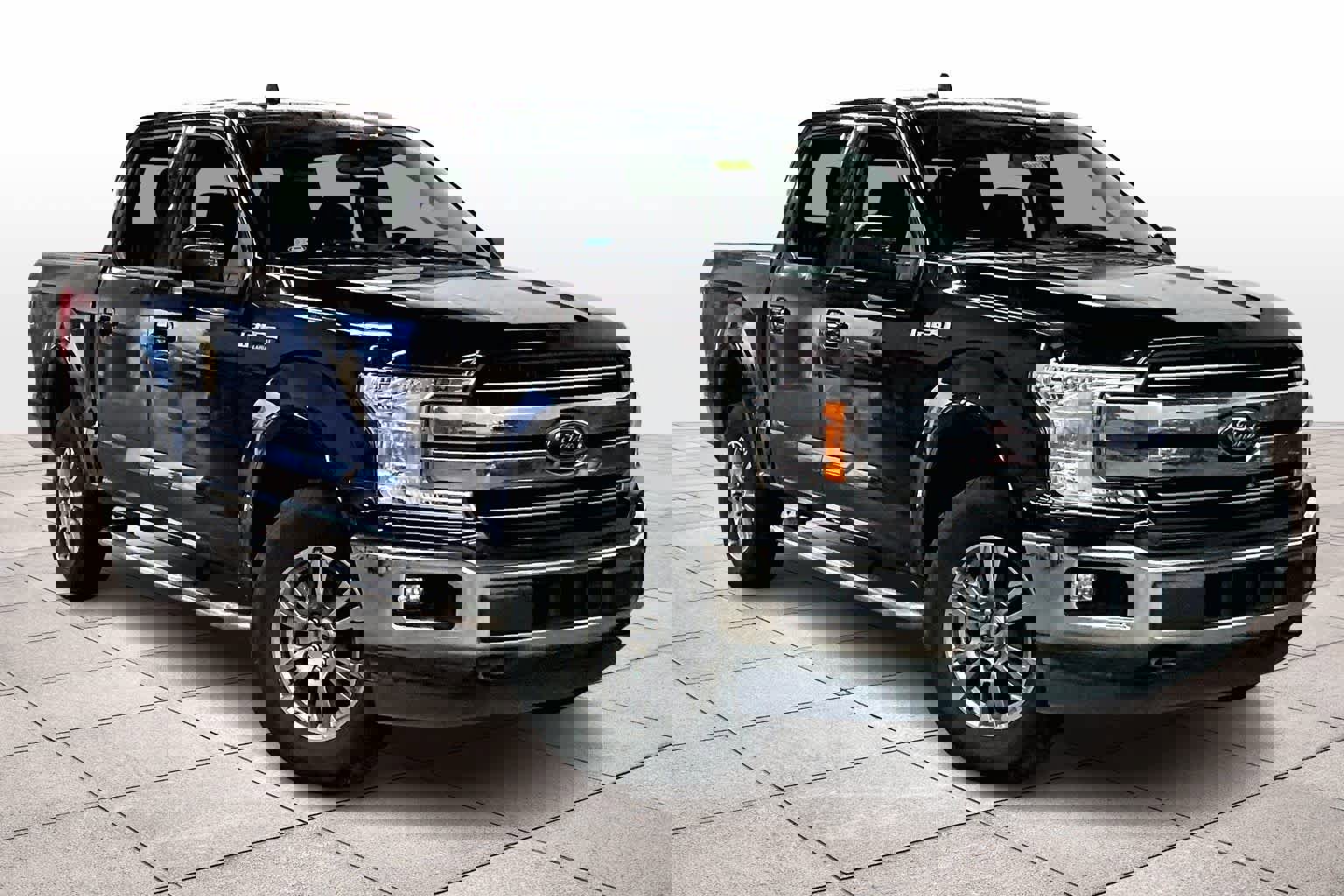 Used 2020 Ford F150 Lariat w/ FX4 Off-Road Package image 2