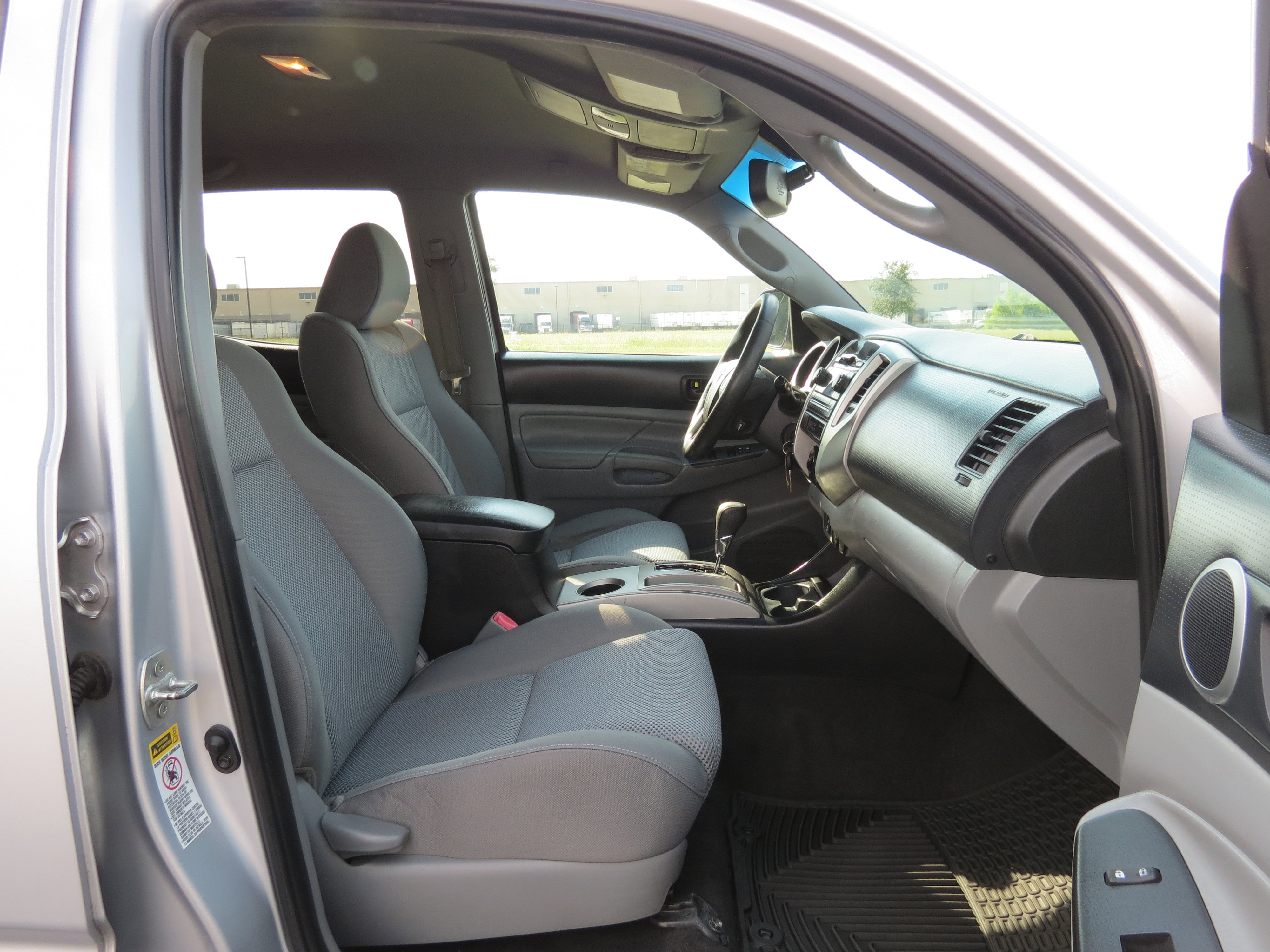 Used 2012 Toyota Tacoma PreRunner w/ TRD Off-Road Pkg RWD image 32