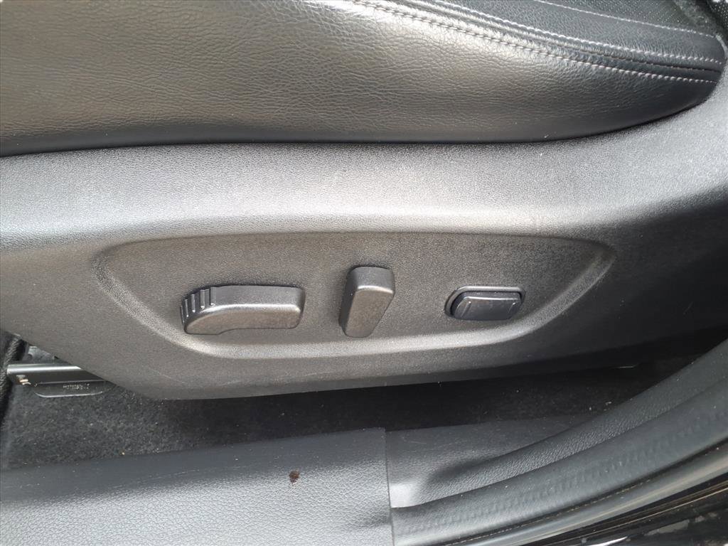 Used 2022 Nissan Rogue Sport SL w/ Premium Package image 17