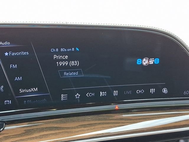 Certified 2023 Cadillac Escalade Sport Platinum w/ LPO, ONYX Package AWD/4WD image 17