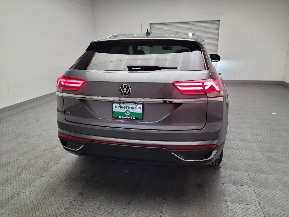 Used 2023 Volkswagen Atlas Cross Sport SE FWD image 7