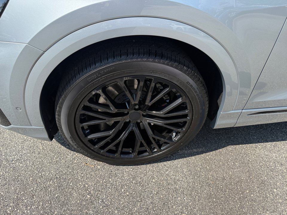 New 2027 Audi SQ8 Prestige AWD/4WD image 27