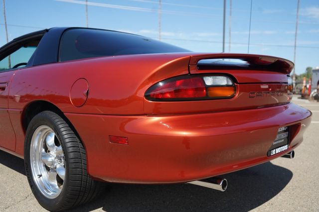 Used 2002 Chevrolet Camaro Z28 w/ Preferred Equipment Group 2 RWD image 33