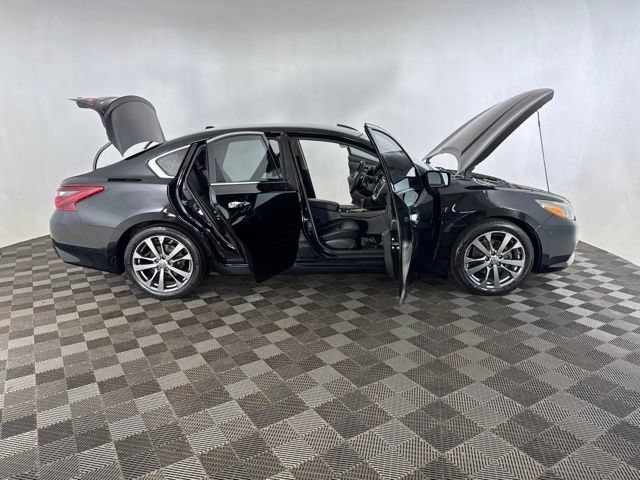 Used 2018 Nissan Altima 2.5 SR w/ SR Special Edition FWD image 13
