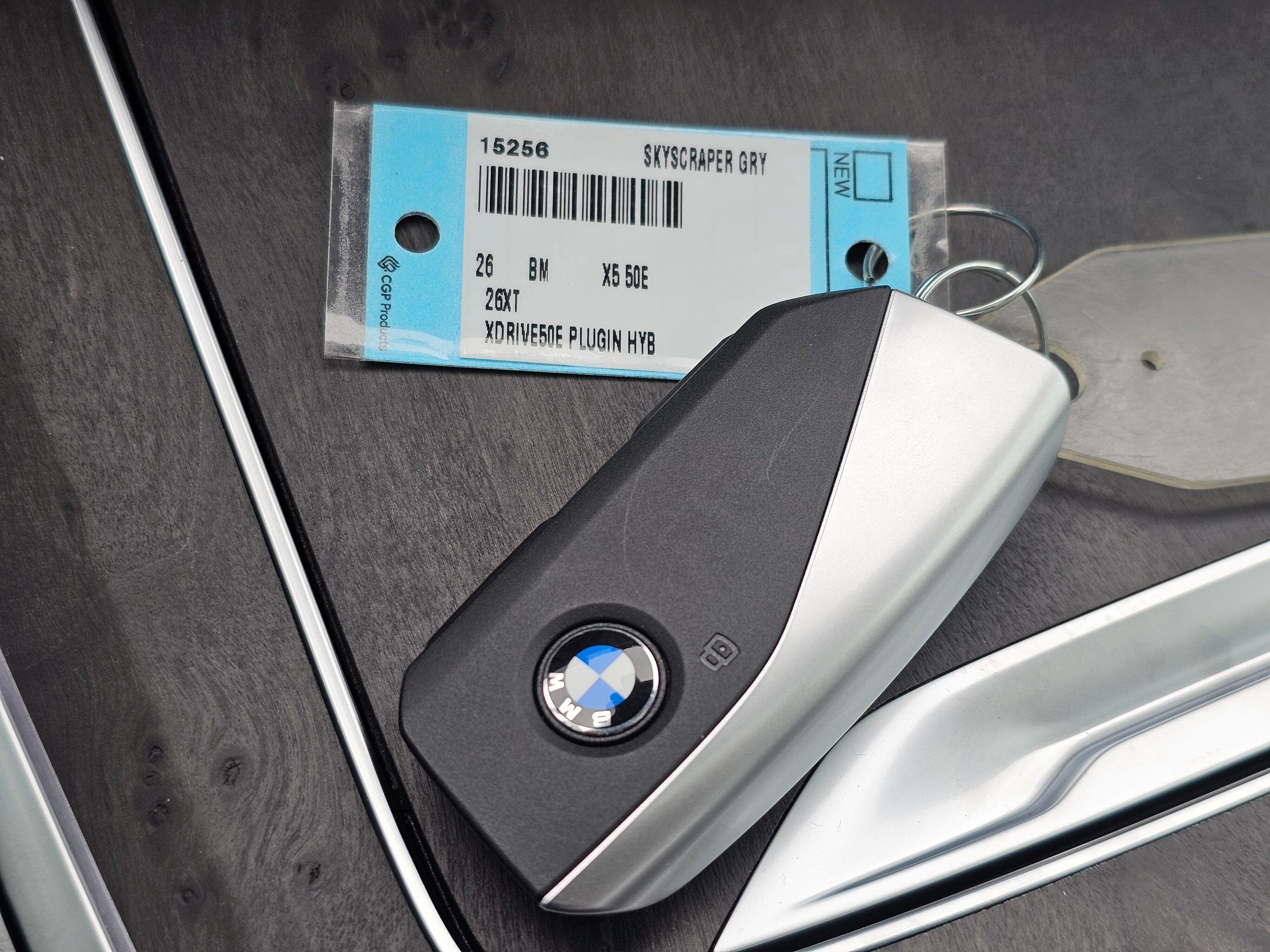 New 2026 BMW X5 xDrive50e w/ Executive Package image 32