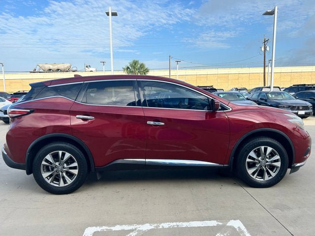 Used 2018 Nissan Murano S FWD image 4
