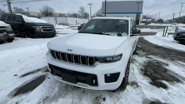 Used 2021 Jeep Grand Cherokee L Overland w/ Luxury Tech Group IV image 5