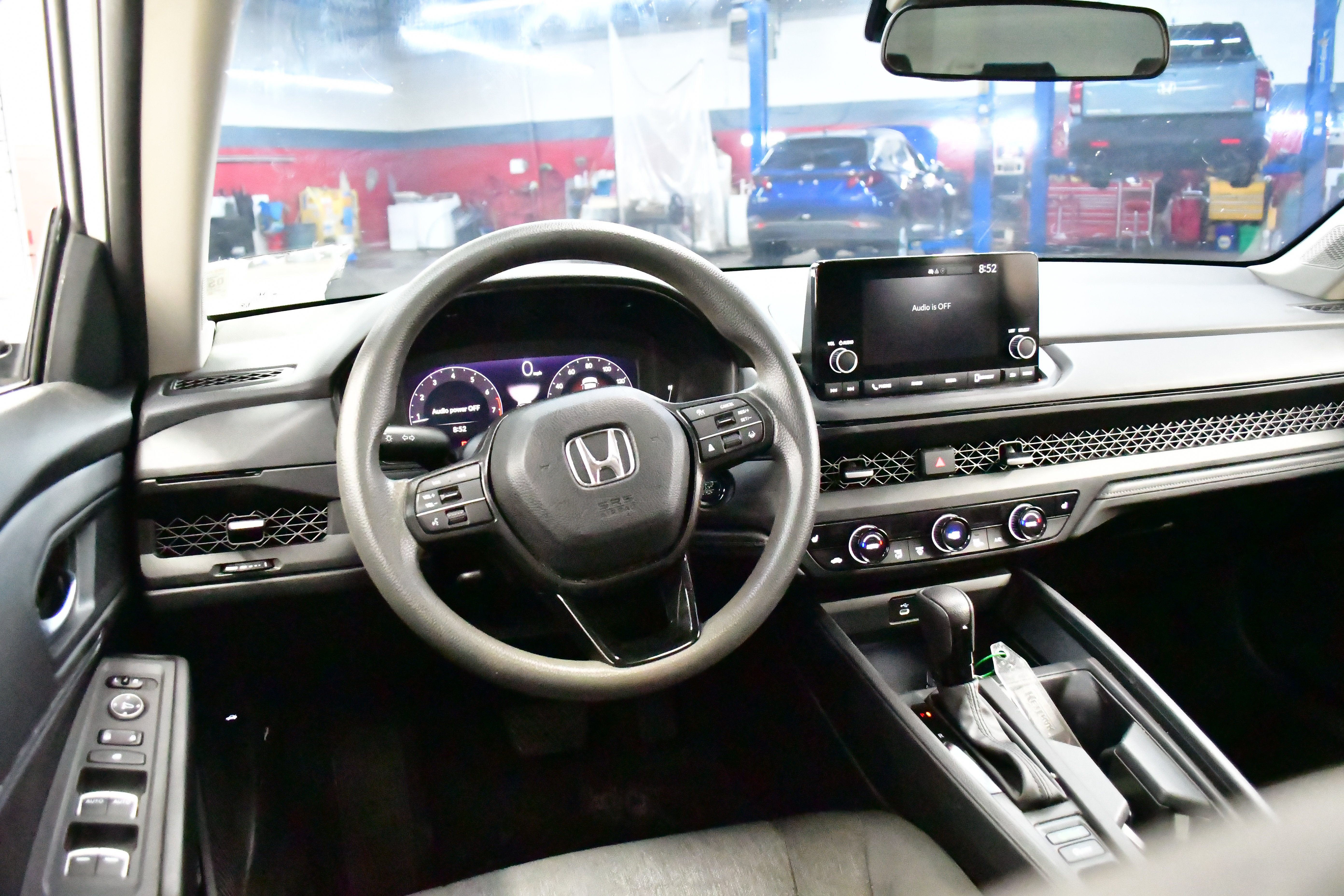 Used 2023 Honda Accord EX image 8