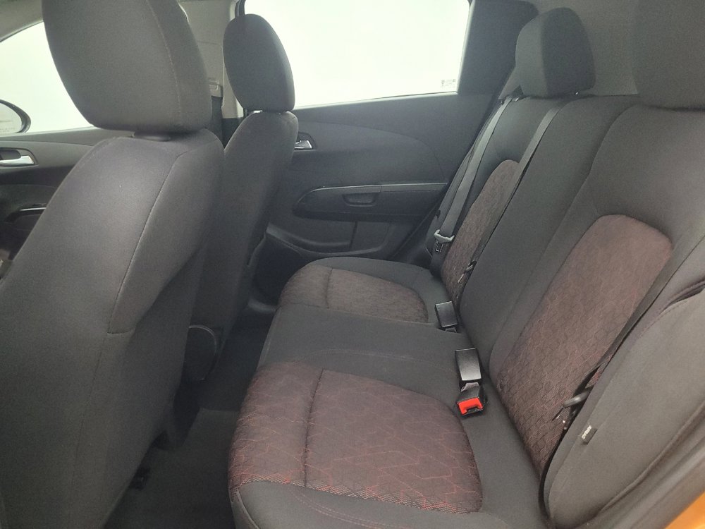 Used 2019 Chevrolet Sonic LT w/ Convenience Package FWD image 18