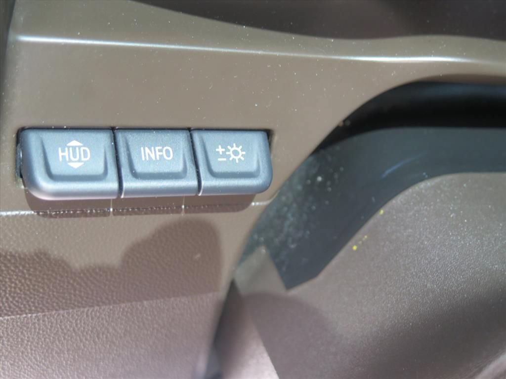 Used 2019 Chevrolet Silverado 1500 LTZ AWD/4WD image 10