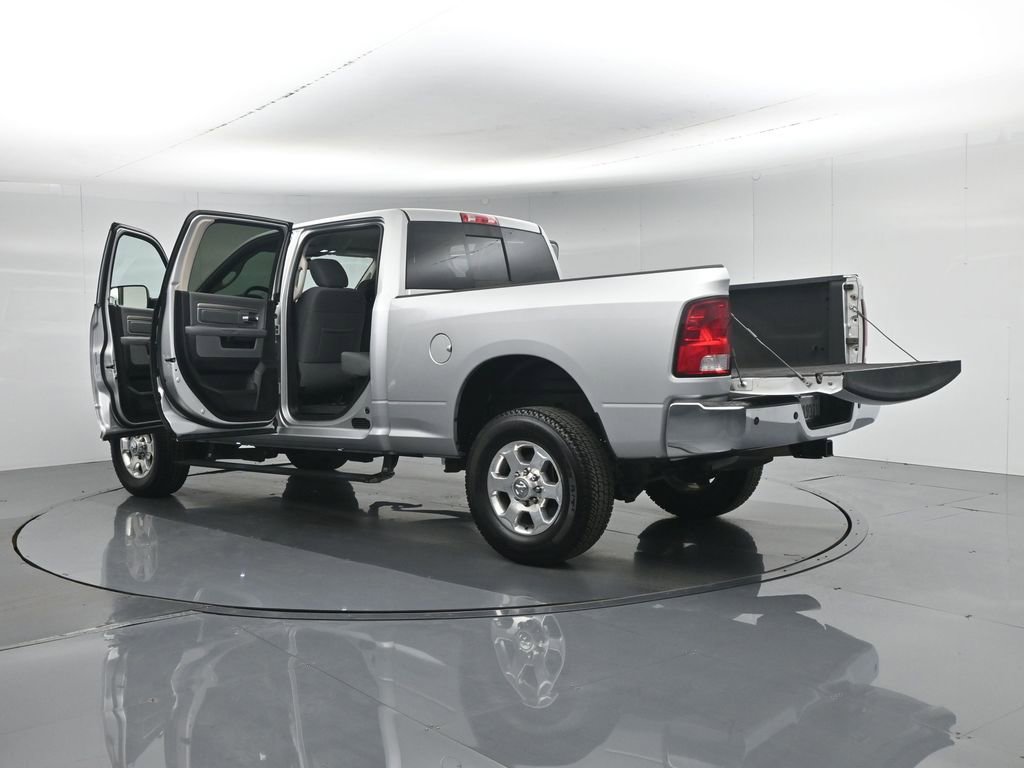Used 2016 RAM 2500 Big Horn image 34