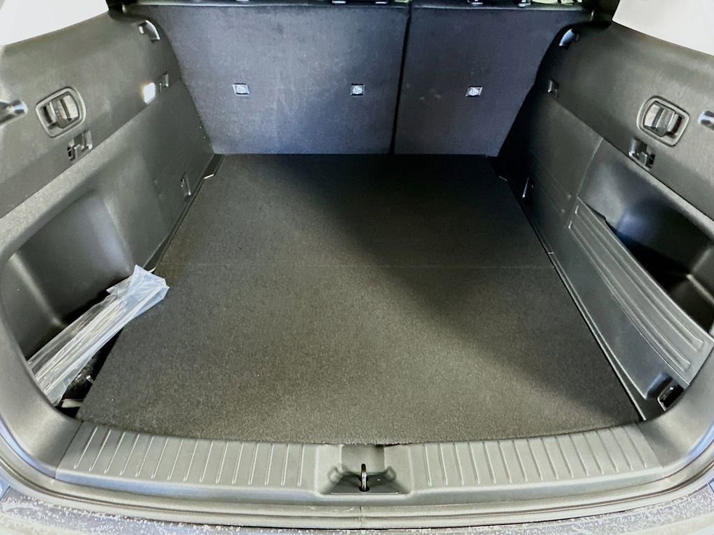 New 2026 MAZDA CX-50 AWD 2.5 Hybrid w/ Cargo Package image 34