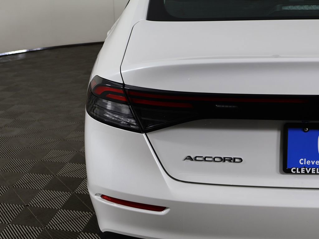 Certified 2025 Honda Accord SE image 15