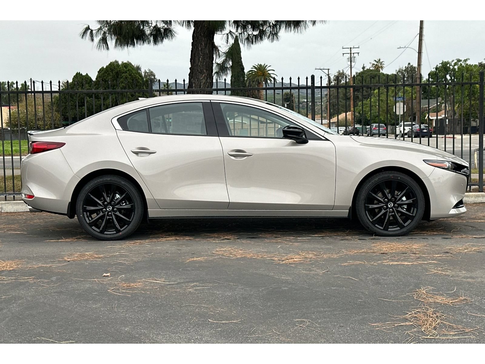 Used 2026 MAZDA MAZDA3 2.5 Turbo Sedan w/Premium Plus AWD/4WD image 4