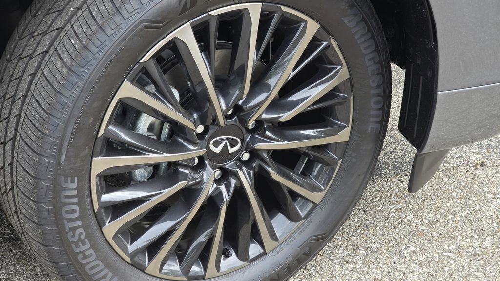 New 2026 INFINITI QX80 Autograph w/ Premium Cargo Package AWD/4WD image 15