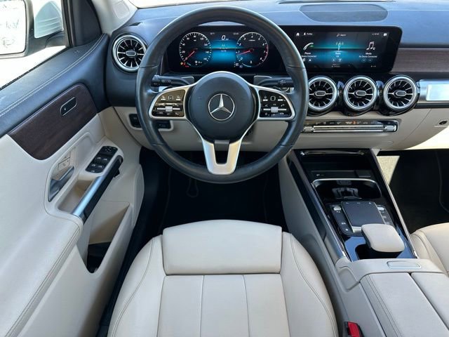 Certified 2022 Mercedes-Benz GLB 250 4MATIC w/ Premium Package Lite image 11