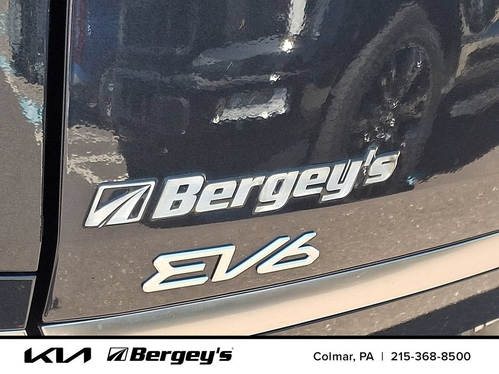 Certified 2025 Kia EV6 Wind AWD/4WD image 32