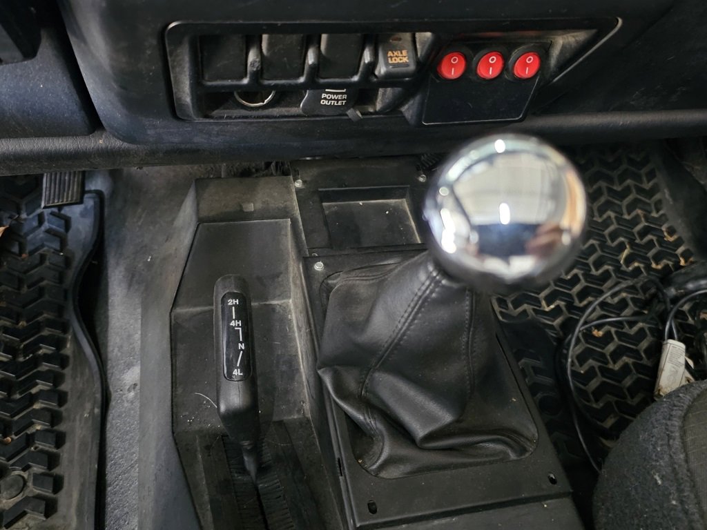 Used 2006 Jeep Wrangler Rubicon w/ Security Group image 14