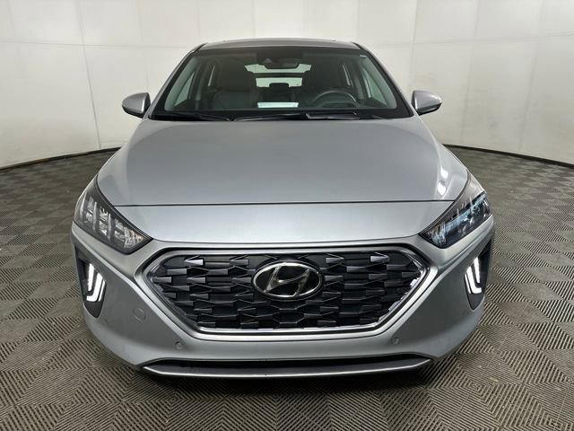 Used 2020 Hyundai Ioniq Limited image 8